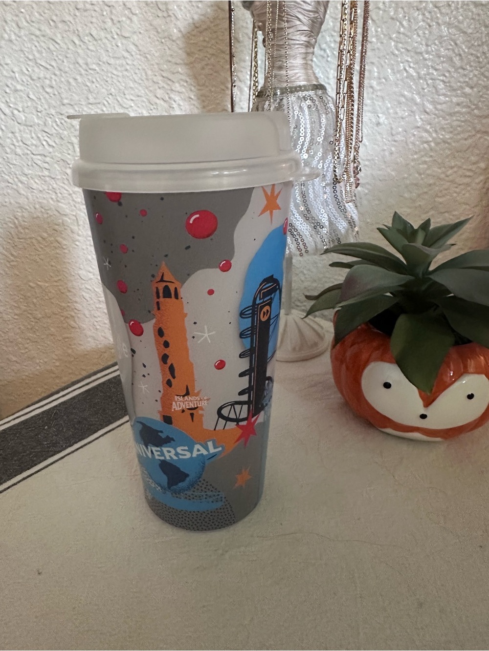 Universal (Volcano Bay) Tumbler with White Lid and Multicolor Park Graphics